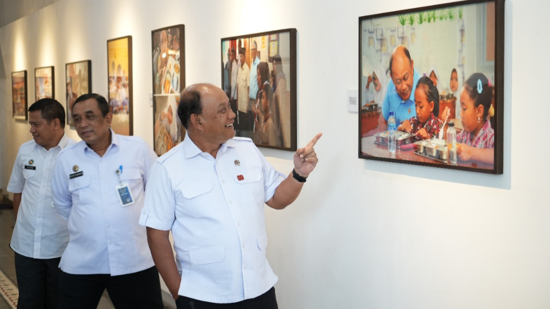 Kepala Badan Gizi Nasional Simeulue Apresiasi Pameran Fotografi Satu Tahun BGN Simeulue